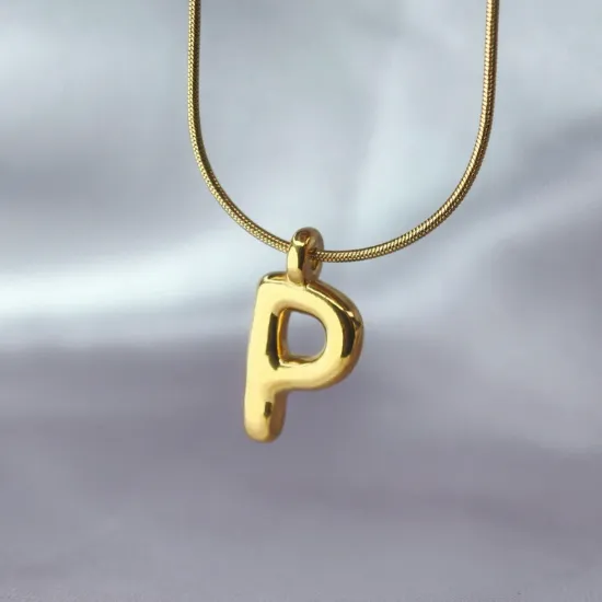 Imagen de Collar Esencia con Inicial P  4401