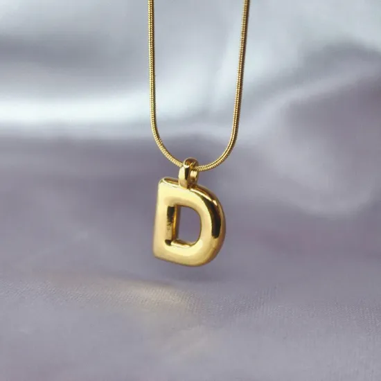 Imagen de Collar Esencia con Inicial D  4401