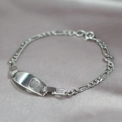 Imagen de Pulsera Esclava Kids Corazón Cartier o Fígaro Oro Blanco  1603