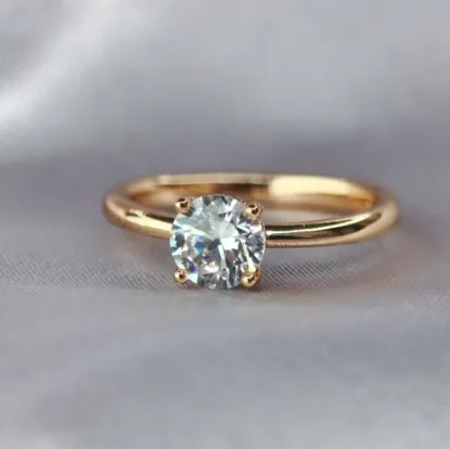 Imagen de Anillo Punto Brillo
